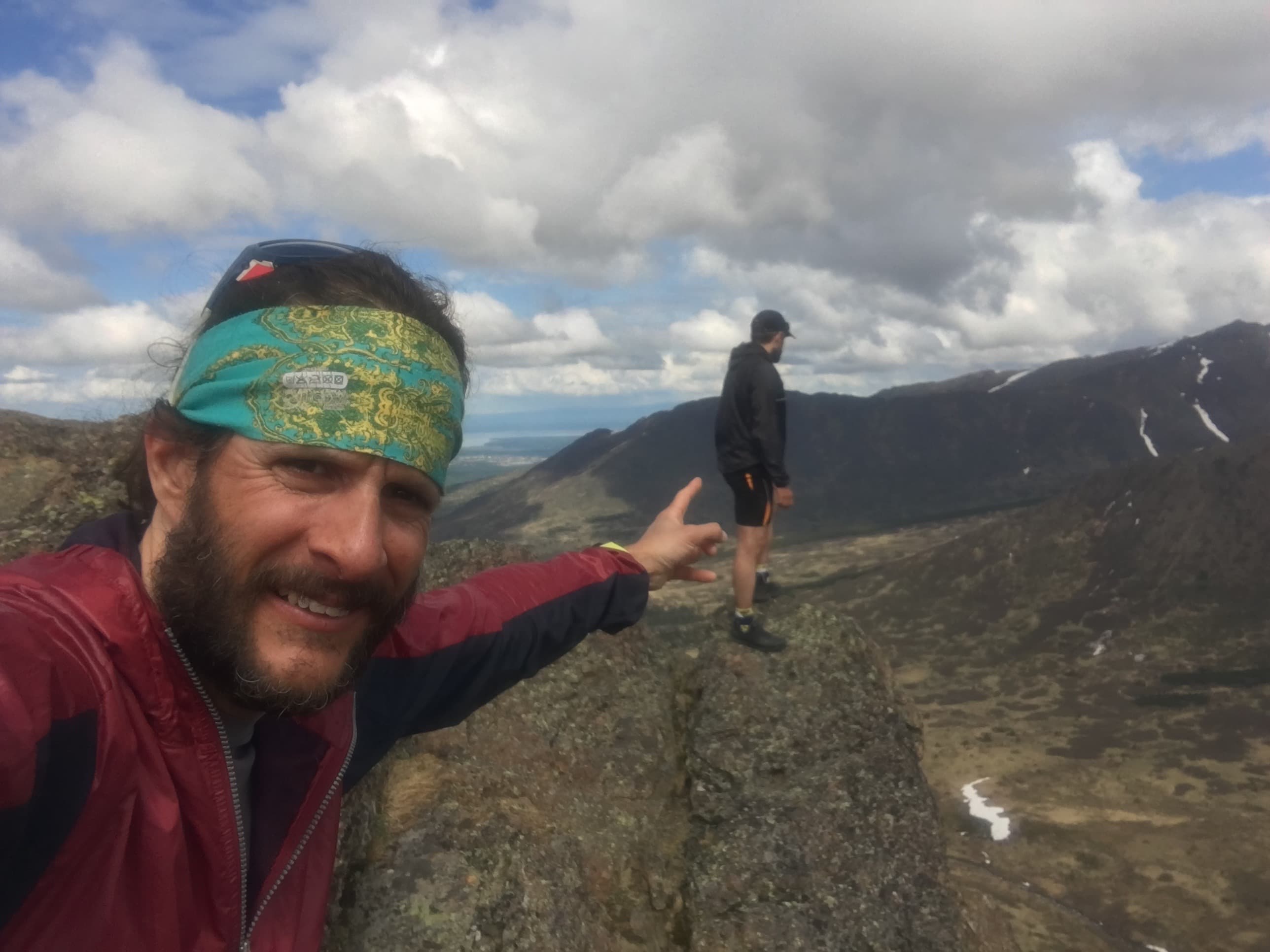 Day 22/25: Anchorage, Flattop Mountain, big cars, big plates of food & big bears